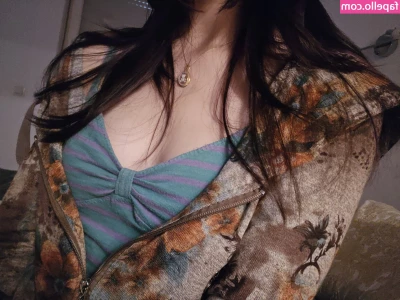 weeniestwee - I m wearing your shirt waiting for you in the hotel   why do you have