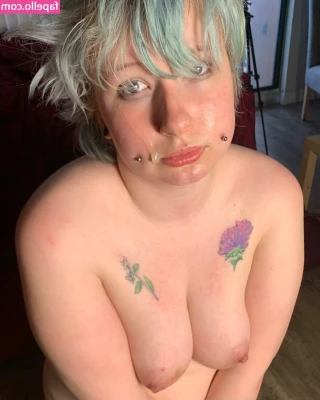 MasterBlackKink - If my cats don t appear in a photoshoot  it s not a real shoot   Took