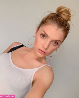 Giulia Guerrini [ giulia-guerrini ] - Carry video