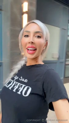 farrahabraham [ farrahabraham-1 ] - Godmorgon alla kåtisar    Har en liten omröstning som jag behöver