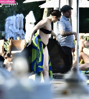  [ jessie-j-1 ] - Live on cam