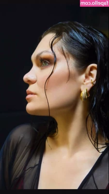  [ jessie-j-1 ] - Hi everyone