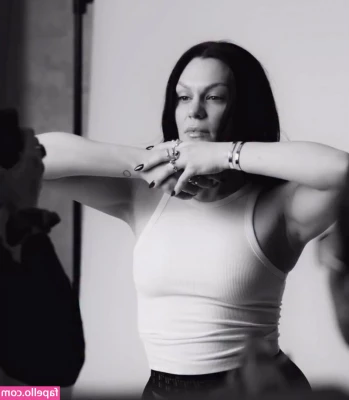  [ jessie-j-1 ] - sweet, sultry AND sexy!