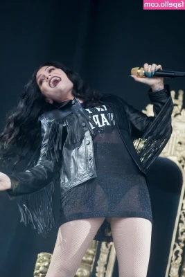Jessie J 1 [ jessie-j-1 ] - Gonna be answering dms all day tomorrow so hmu with requests