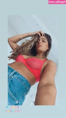  [ mandeep-dhillon ] - Have a nice week  Now I go to work in some simple underwear  who