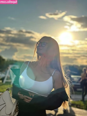 Sonya Temnikova [ sonya-temnikova ] - There's something fresh for you in the DMs! 💦