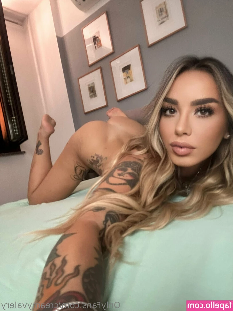 creamyvalery - Uploading Old Short Clips - Part Two   Playing with My Kitty Kat