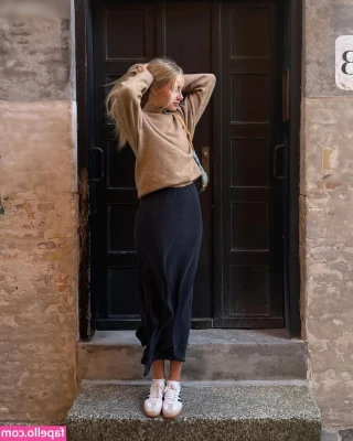 Lili Hamann [ lili-hamann ] - IF YOU WANT TO WIN MY HEART   SUCK IT OUT MY PUSSY