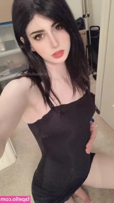 [ kalindra-chan ] - just sent out a fun little sale video set in your DMs babes xoxo