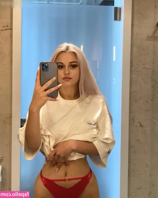 cheyennenauert - Horny   You know the drill