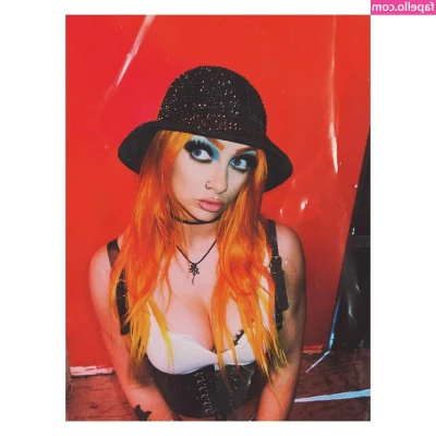 GiGi Dolan [ gigi-dolan ] - Carnival with  poison-boy