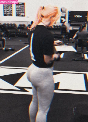 GiGi Dolan [ gigi-dolan ] - made him kiss my feet   then flossed him good