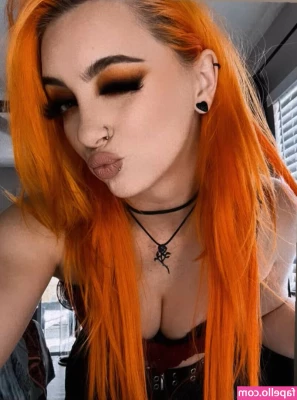 GiGi Dolan [ gigi-dolan ] - Honey, if you don't have plans tonight, let's make this a night to