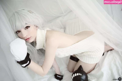 Keekihime - Do you like me in these cute shorts or without them?