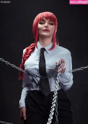 Kalinka Fox [ kalinka-fox-11 ] - I think of myself as sexy. That's why I do these ridiculous poses