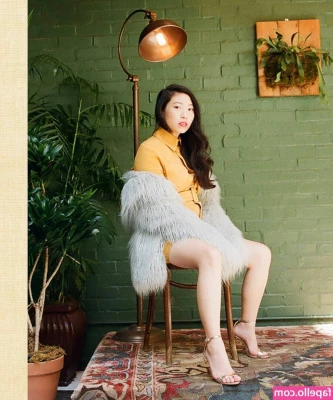  [ awkwafina ] - I Hope You’re Having a Great Day 💖👣