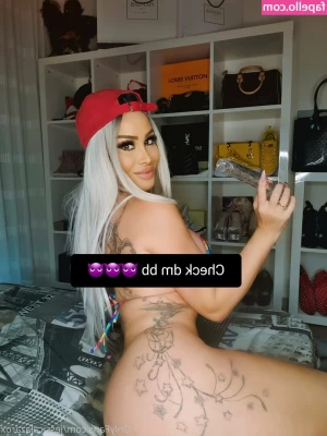 Jessicalazarox - Happy Saturday