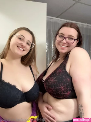 nat_n_daddy [ nat-n-daddy ] - Acho que hoje vou dormir só com a parte de cima do pijama