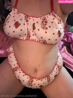 nat_n_daddy [ nat-n-daddy ] - As requested  here is how much I appreciate your support for my first