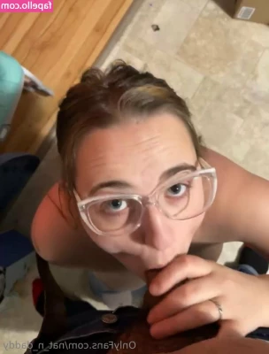 nat_n_daddy [ nat-n-daddy ] - I have enjoyed  drü n k and inebriated tonight  In fact I m still