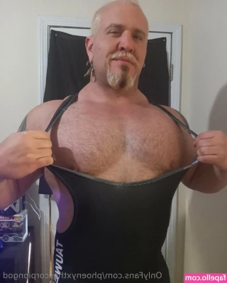  [ phoenyxthescorpiongod ] - Long John's are out for winter..