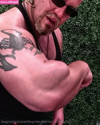  [ phoenyxthescorpiongod ] - Sloppy and wet