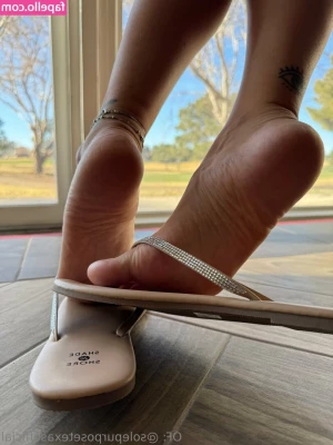 solepurposetexasofficial - I love playing with toys