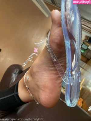 solepurposetexasofficial - this oil makes it easier for u to slide into my asshole :3