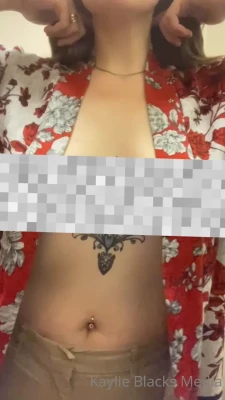 hotwife_kaylieblacks [ hotwife-kaylieblacks ] - Buongiorno ragazzi alcuni attimi della diretta di ieri sera