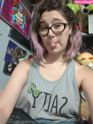 kittyplaysrough - Can You Tell I m an Mxmtoon fan lmao