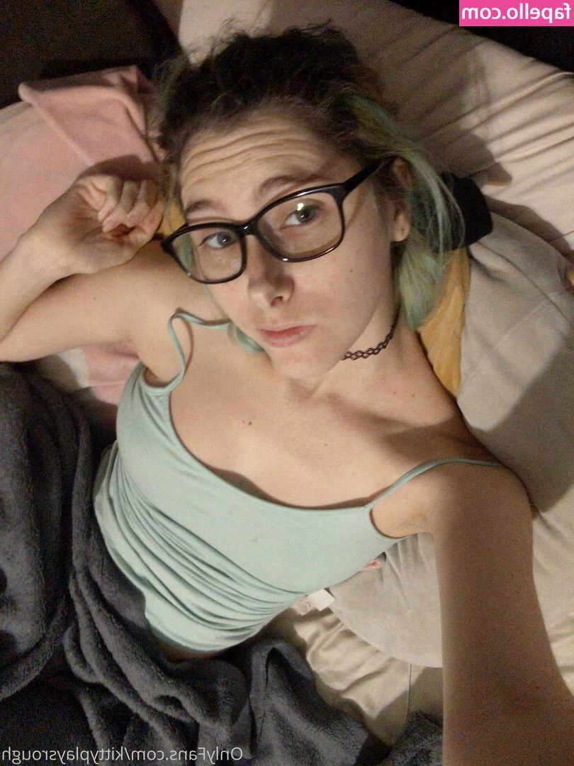 kittyplaysrough - Can you play with me first before cooking your favorite dinner,