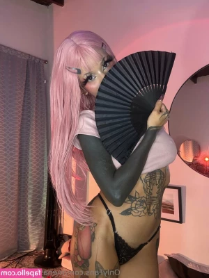 menasaurio_free [ menasaurio-free ] - POV  Im your SEXYTARY just waiting for your order sir