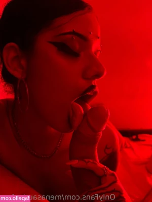 menasaurio_free [ menasaurio-free ] - Today is the last pic I ll be posting for September  Can t believe