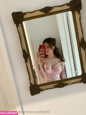 mariposssa2002 - Task Friday post    Take a moment to message me and tell me your