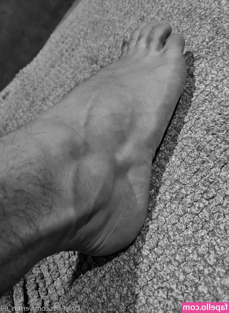 veritas_69 [ veritas-69 ] - Come take a dive in baby ;)