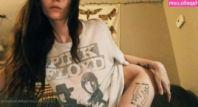 sadkittenkenna - Hello everyone    Sorry I haven t been on this space as regularly as