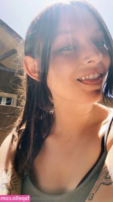 sadkittenkenna - do i look good with glasses