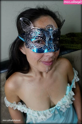 bootyfullwifey - Help me please