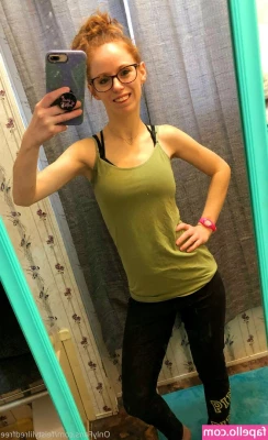 feistylilredfree - If you like this you’re a furry 🖤🐺