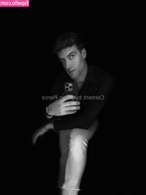 piercedbyjason - My leggings are your favorite kink  The thought of my ass and pussy