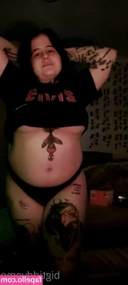 bigtiddyemo - Cum and have some fun in the shower with me   I need someone to clean