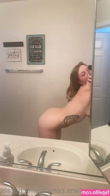 cosmicpetals - wouldn’t you wanna touch me all over?