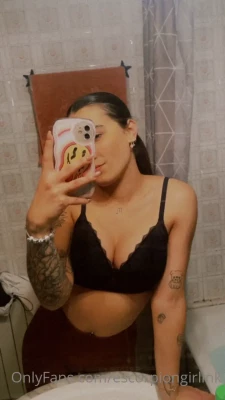 escorpiongirlink - Do you like latex gloves