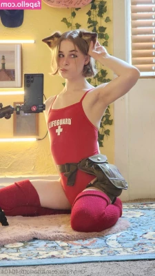 Charlotte40404 - Take a shower time