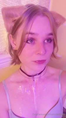 Charlotte40404 - Take the towel off me daddy