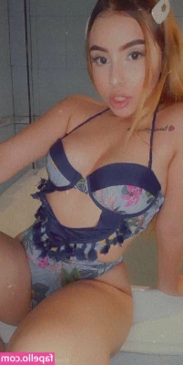 camilove11 - Who doesn t love some pre-shower titties