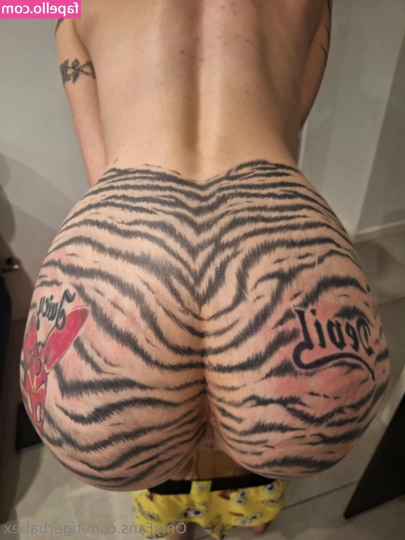tigerbabex - Slutty nude twerking