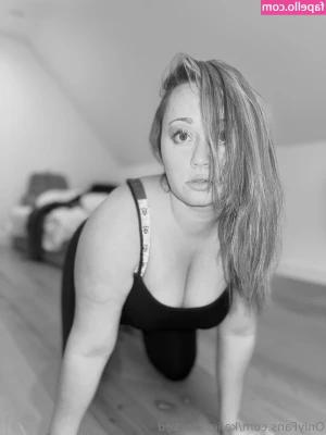 kalieunlocked - Jugando con el niño