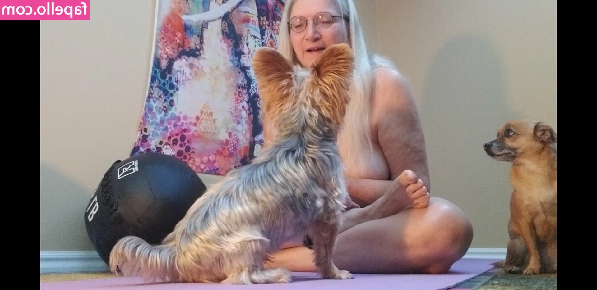 nakedyoganakedyoga - Eat me