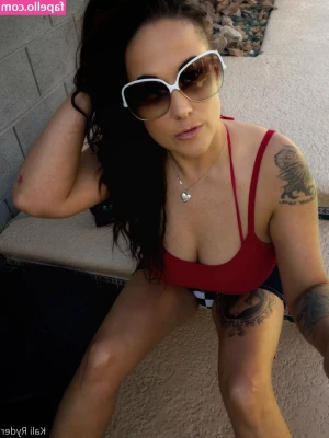 kaliryder - Press them up on there 🍈🍈💦